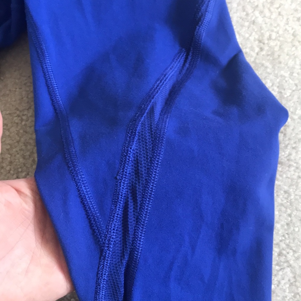 ⚡️Lululemon Capri Leggings - Picture 2 of 7